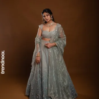 Losliya Mariyanesan Silver Embroidered Lehenga