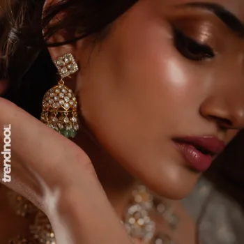 Losliya Mariyanesan Silver Embroidered Lehenga