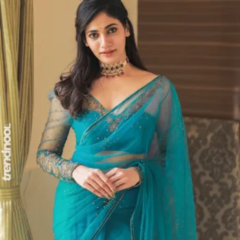 Losliya Mariyanesan Teal Net Saree