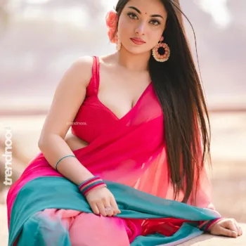 Mumtahina Jahan pink and teal chiffon saree