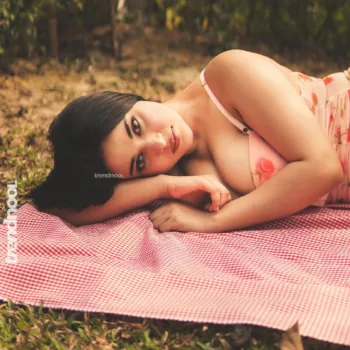 Mumtahina Jahan pink floral bodycon dress