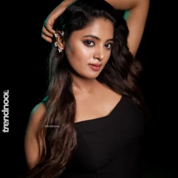 Sangeetha Kalyankumar black strappy evening gown