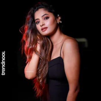 Sangeetha Kalyankumar black strappy evening gown