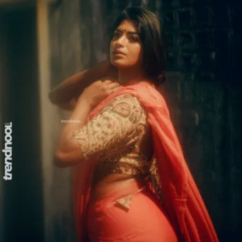 Vinusha Devi coral pink saree