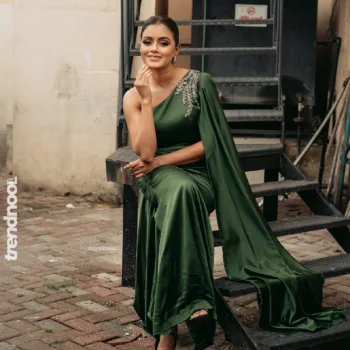 Dinakshie Priyasad green one-shoulder gown