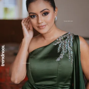 Dinakshie Priyasad green one-shoulder gown