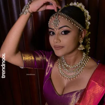 Dinakshie Priyasad traditional dance silk saree