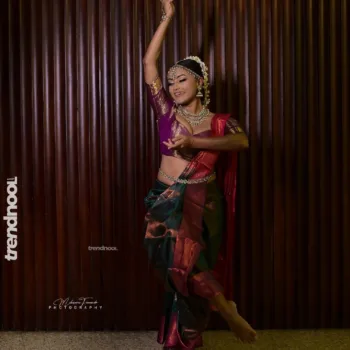 Dinakshie Priyasad traditional dance silk saree