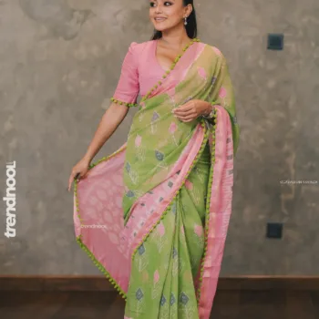 Dinakshie Priyasad green and pink cotton saree