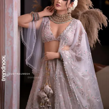 Kavihari Haputhanthri pastel embroidered lehanga