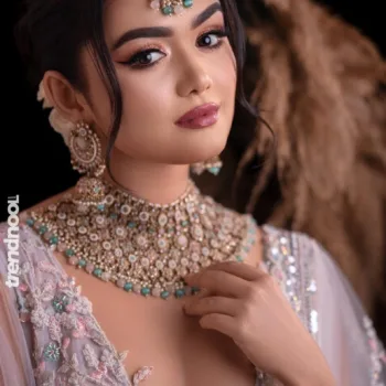 Kavihari Haputhanthri pastel embroidered lehanga