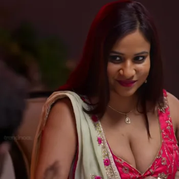 Muskaan Agarwal Dulhe Raja Photos