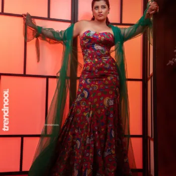 Nadeesha Hemamali red printed fishtail gown