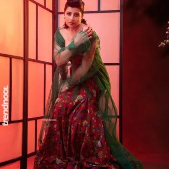 Nadeesha Hemamali red printed fishtail gown