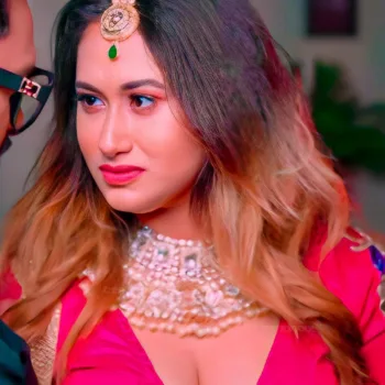 Priyanka Barnitta pink lehenga in Ye Dil Tere Hath Pe