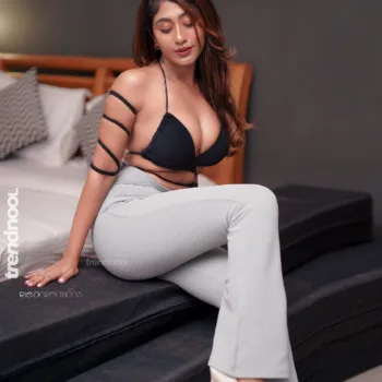 Dustu Paul Turns Up the Heat with Bold Modern Looks