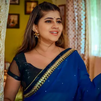 Sarika Salunkhe Bade Achhe Lagte Hai Photos