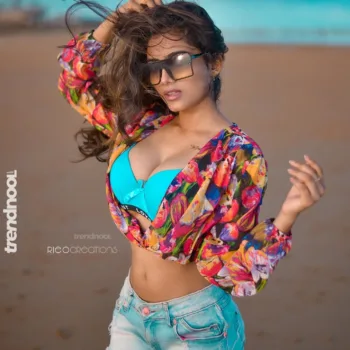 Veronica Sets Instagram Ablaze
