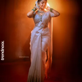 Kavipriya Manoharan white bridal saree