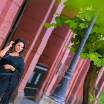 Shyamala Amar black georgette saree