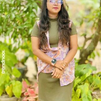 Thanushga Ramesh olive green dress